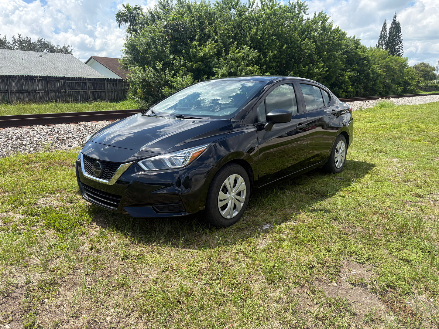 2021 NISSAN VERSA S
