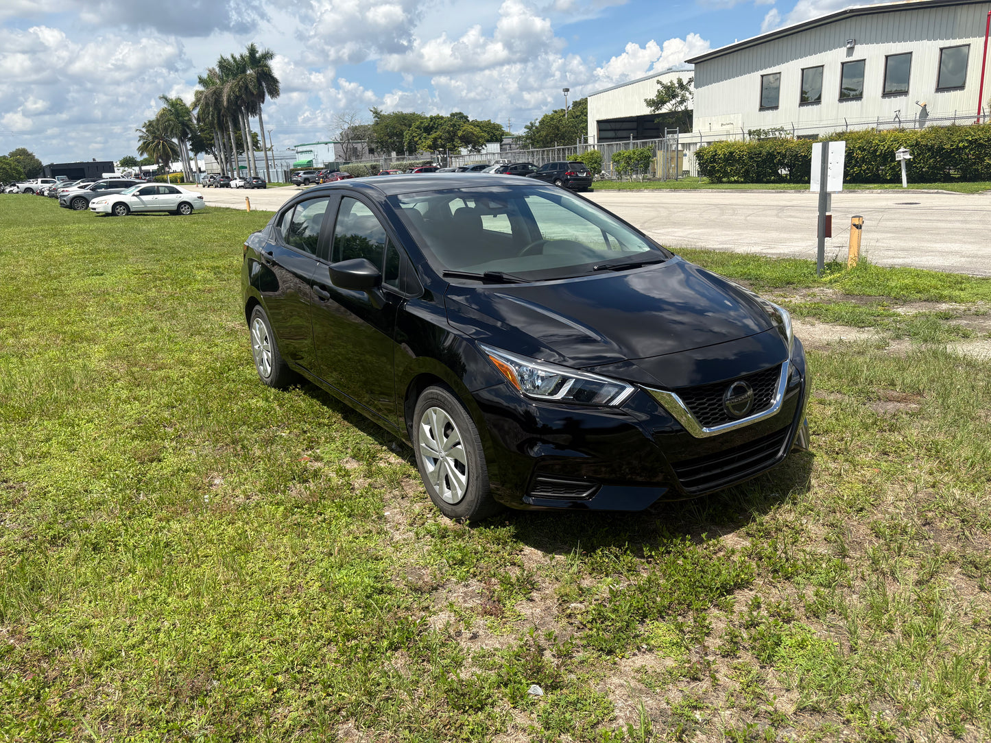 2021 NISSAN VERSA S