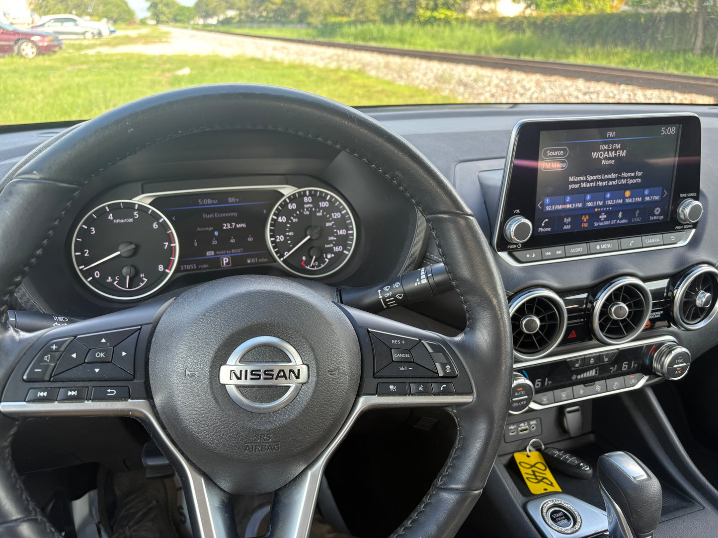 2022 NISSAN SENTRA SV