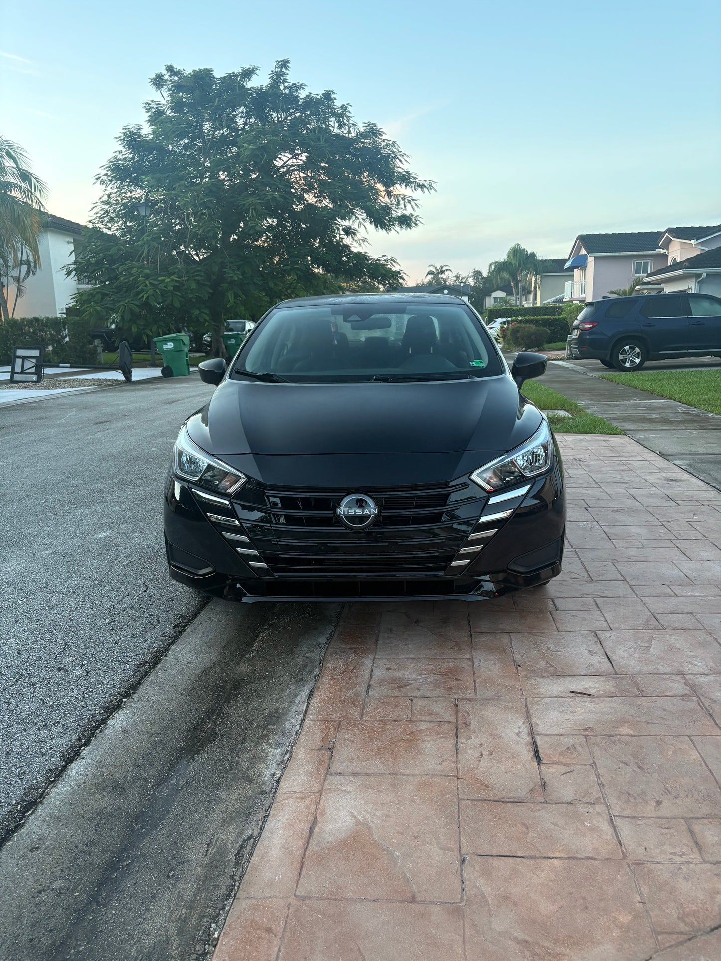 2023 NISSAN VERSA 1.6 SV