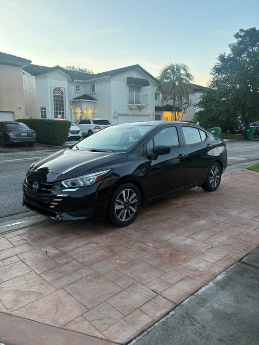 2023 NISSAN VERSA 1.6 SV