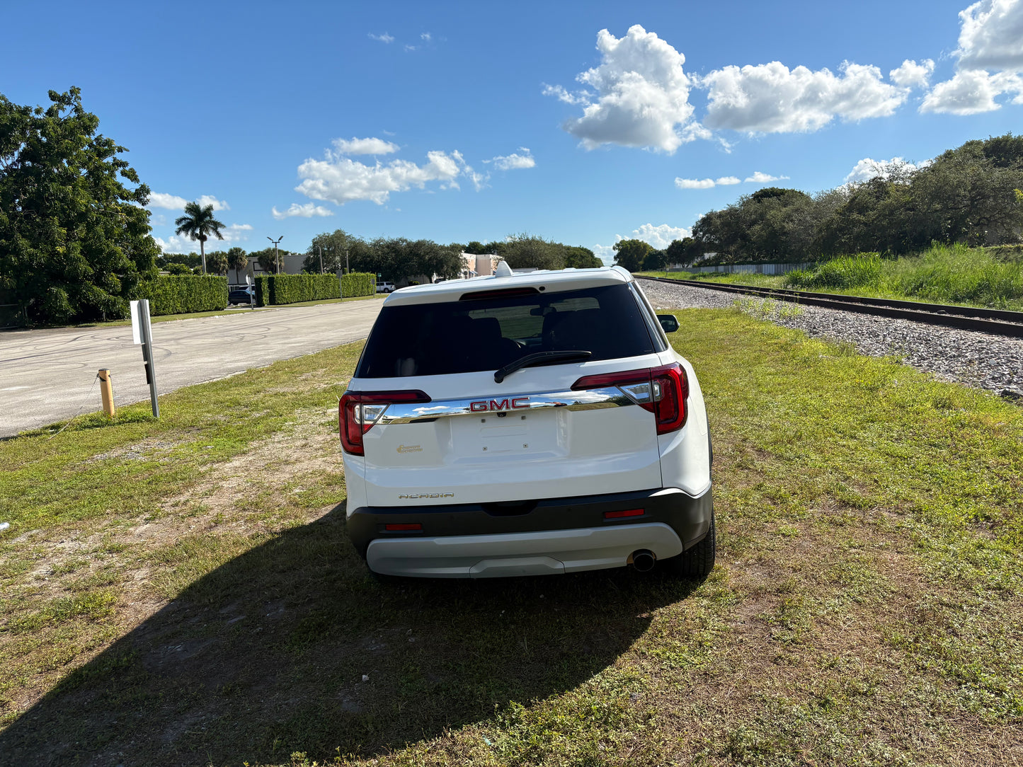 2020 GMC ACADIA FWD SLE