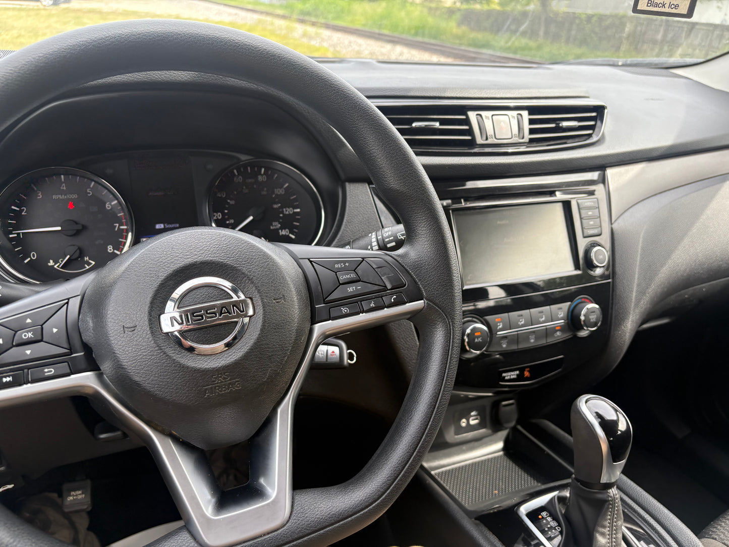 2020 NISSAN ROGUE SPORT S