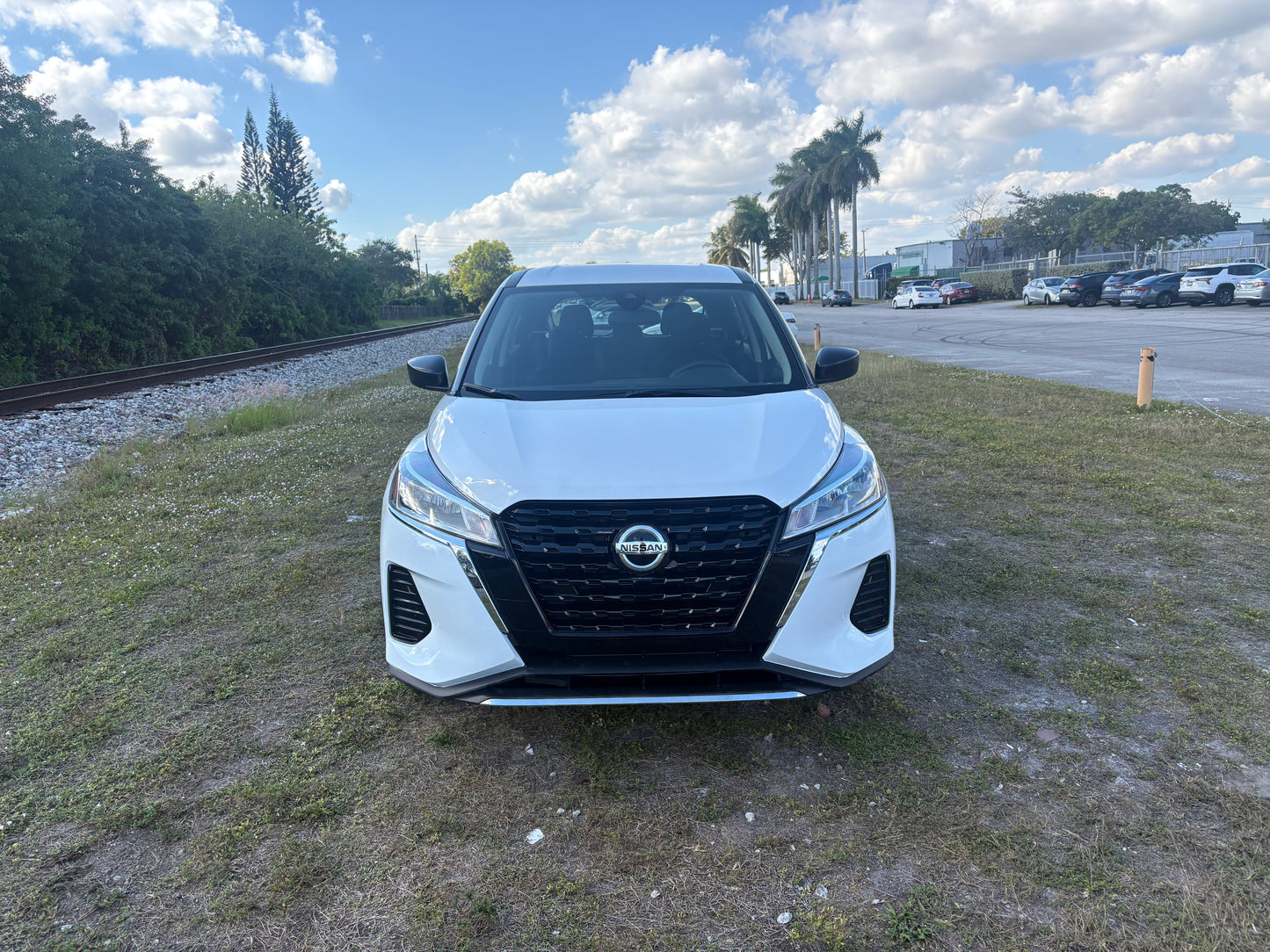 2023 NISSAN KICKS S