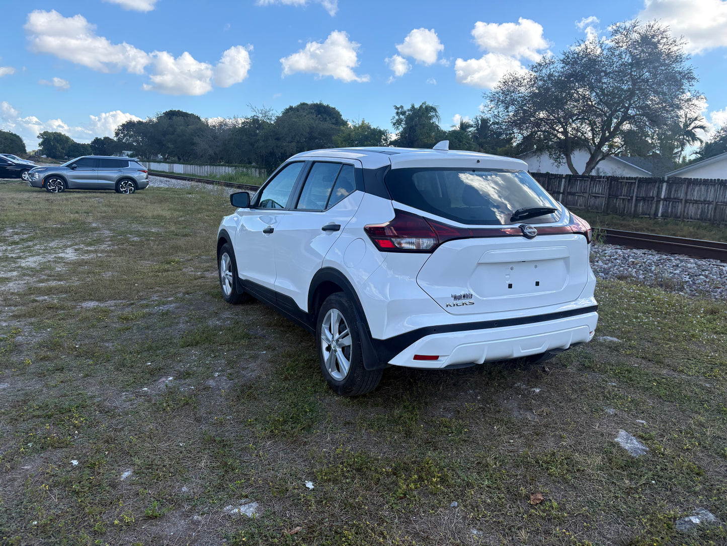 2023 NISSAN KICKS S