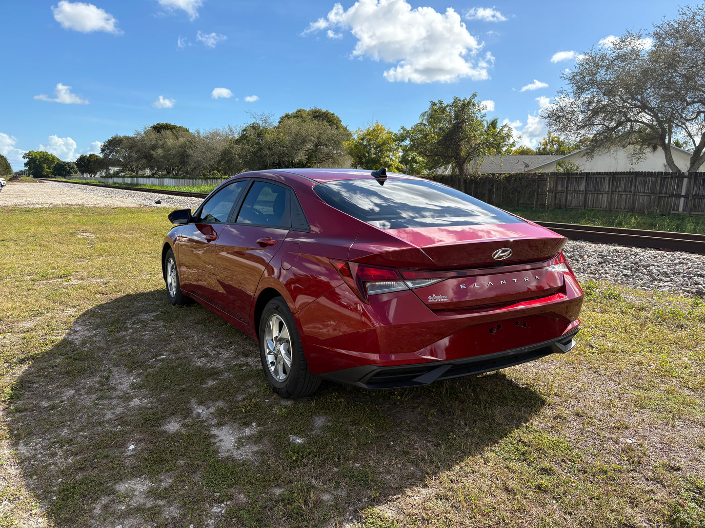 2023 HYUNDAI ELANTRA SE