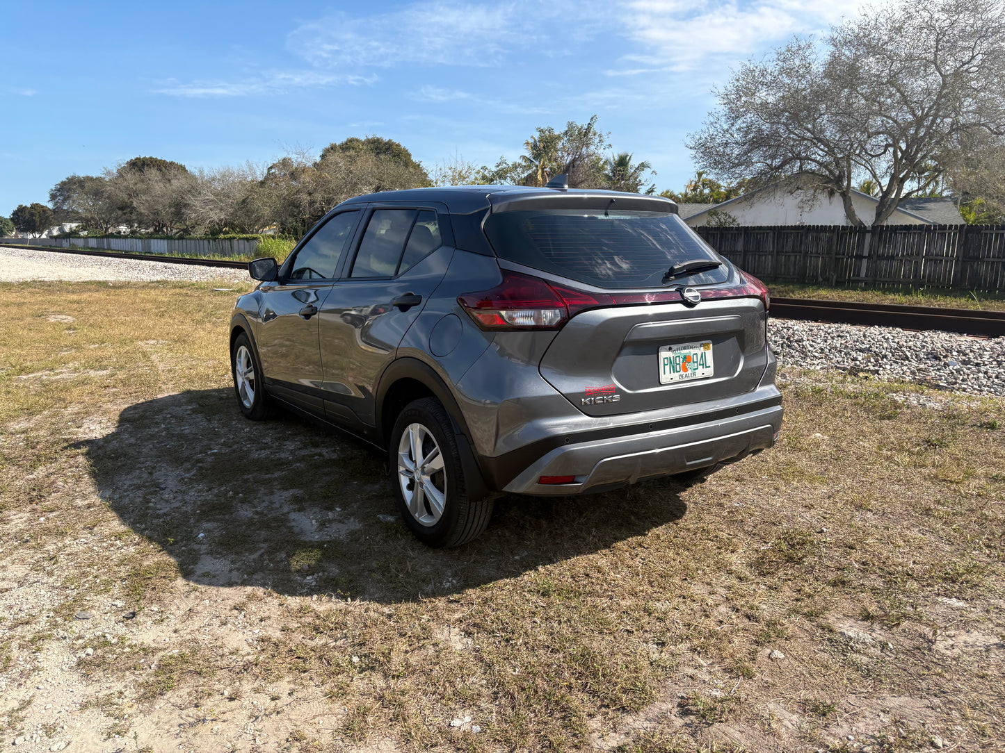 2023 NISSAN KICKS S