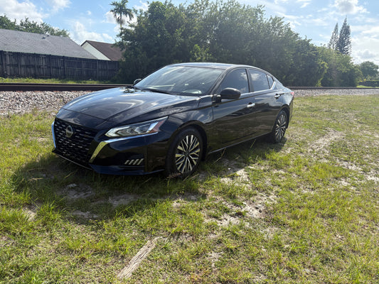 2023 NISSAN ALTIMA SV