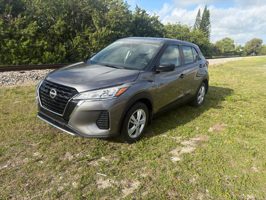 2024 NISSAN KICKS S