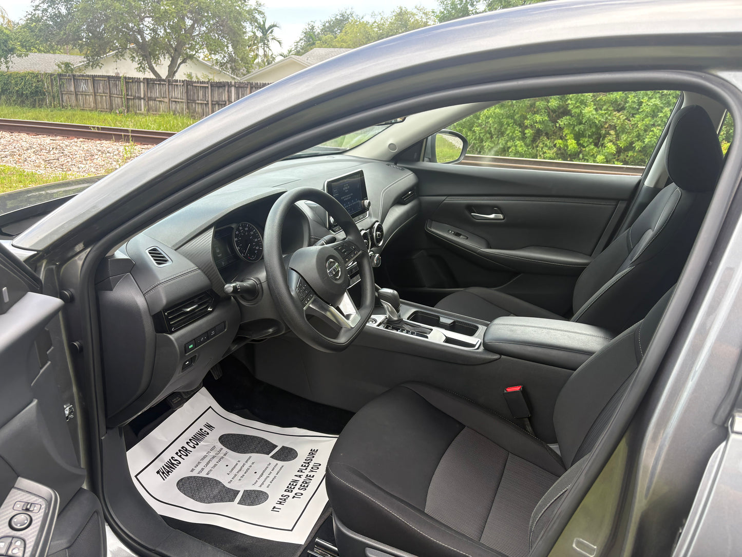 2025 NISSAN SENTRA SV