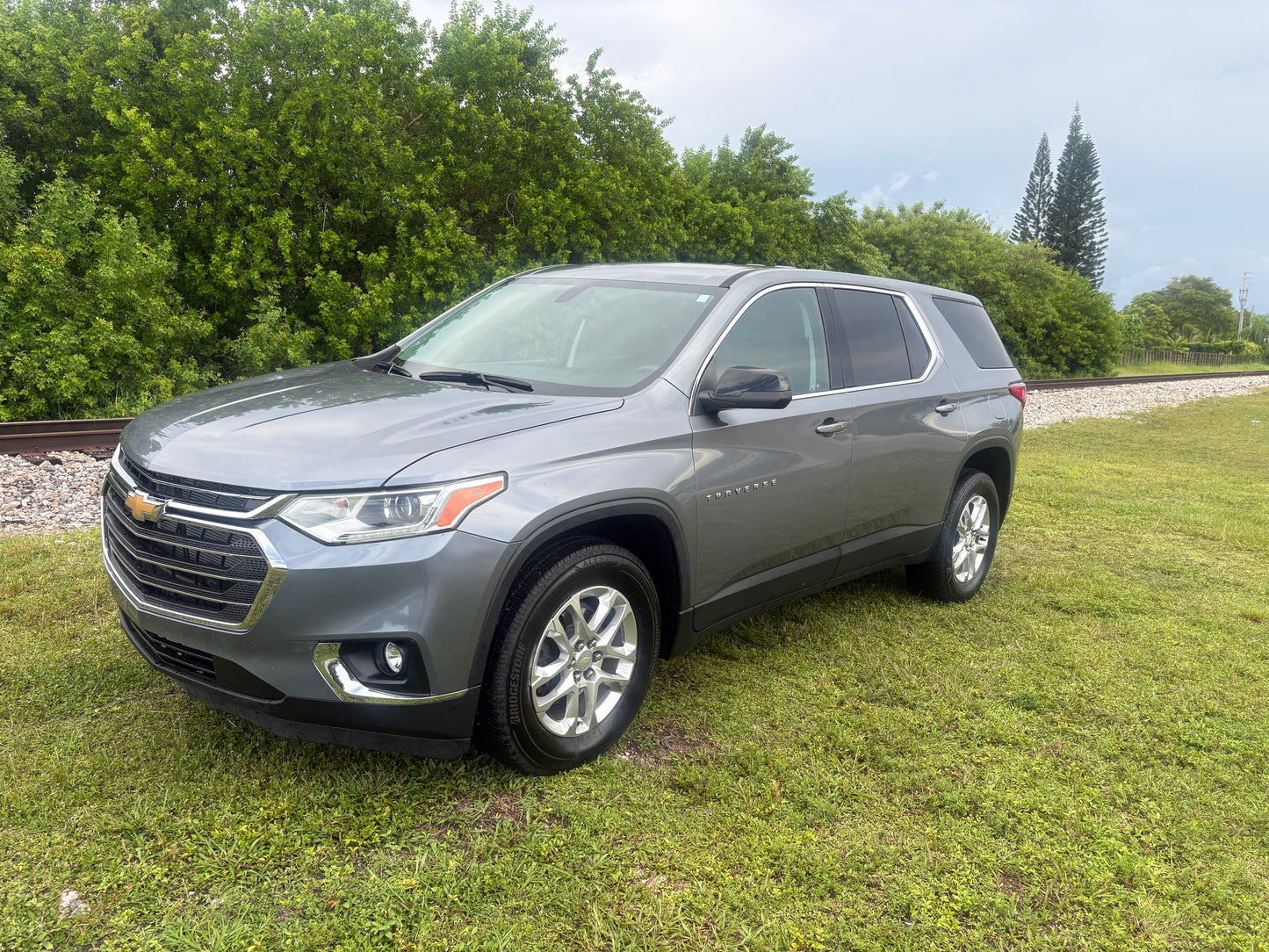 2021 CHEVROLET TRAVERSE FWD LS
