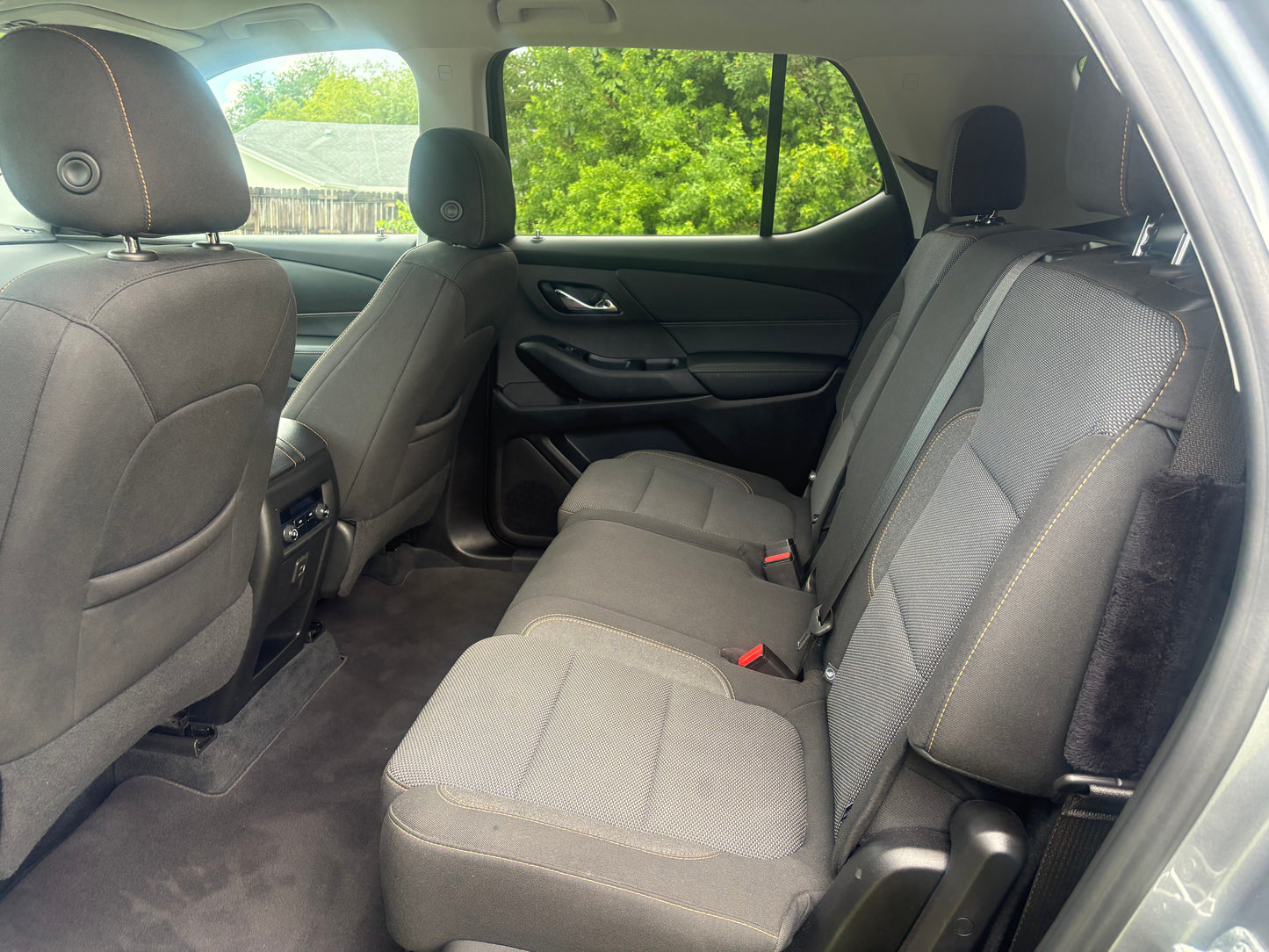 2021 CHEVROLET TRAVERSE FWD LS