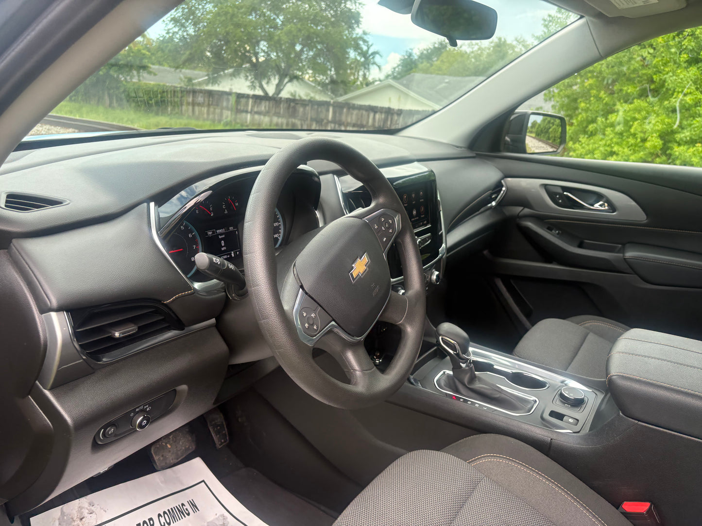 2021 CHEVROLET TRAVERSE FWD LS