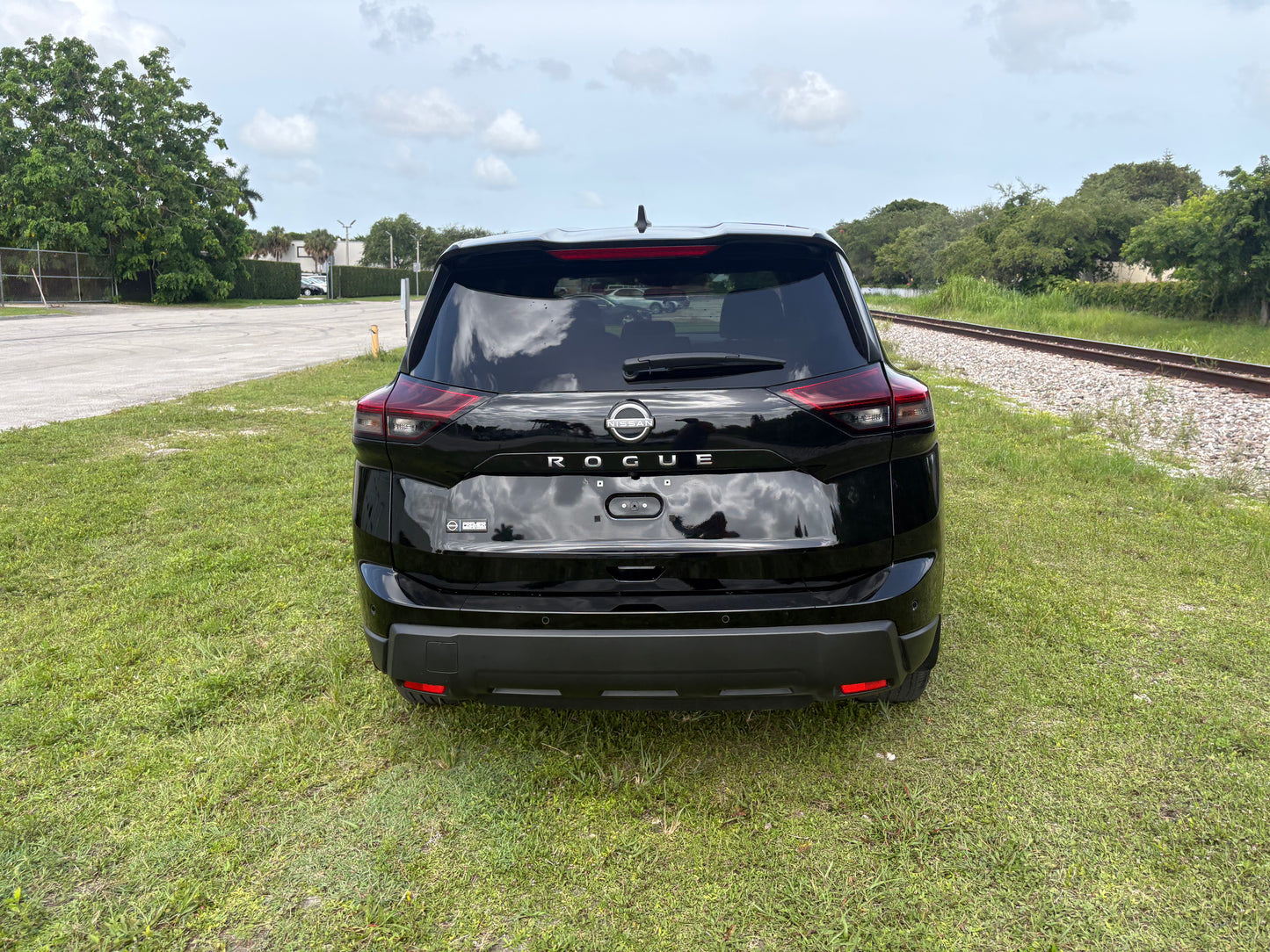 2026 NISSAN ROGUE S