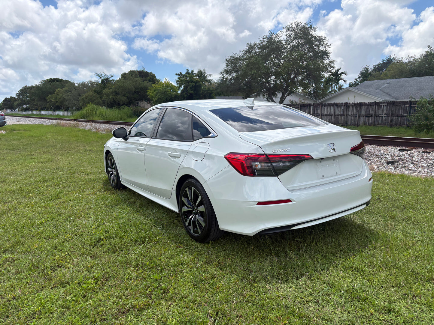 2024 HONDA CIVIC EX