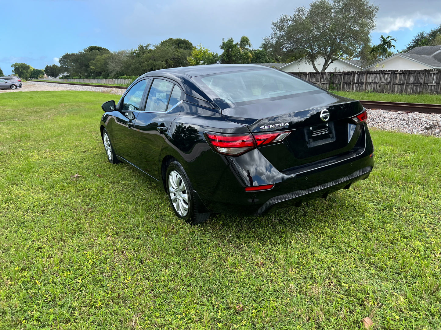 2022 NISSAN SENTRA