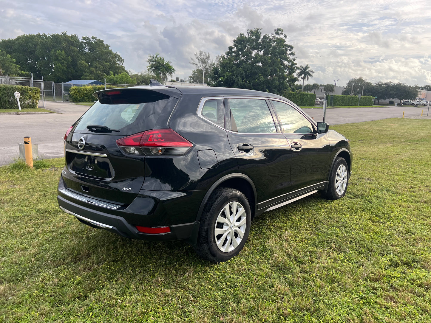 2019 NISSAN ROGUE