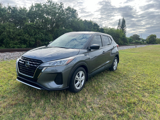 2021 NISSAN KICKS