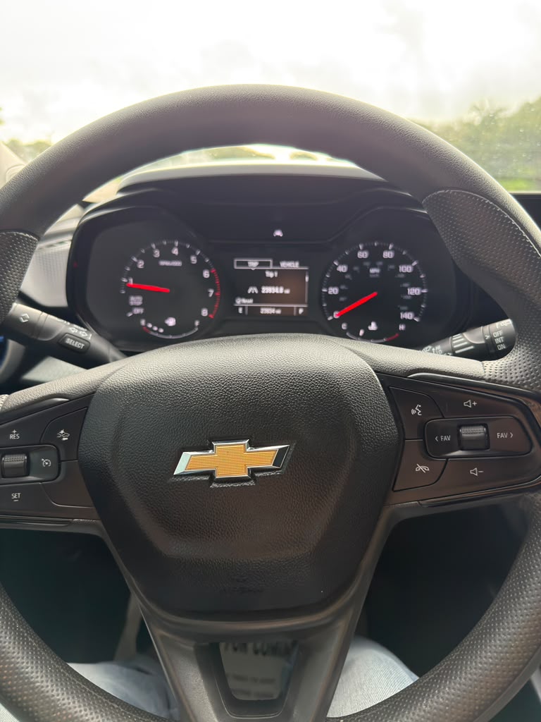 2025 CHEVROLET TRAX FWD LS