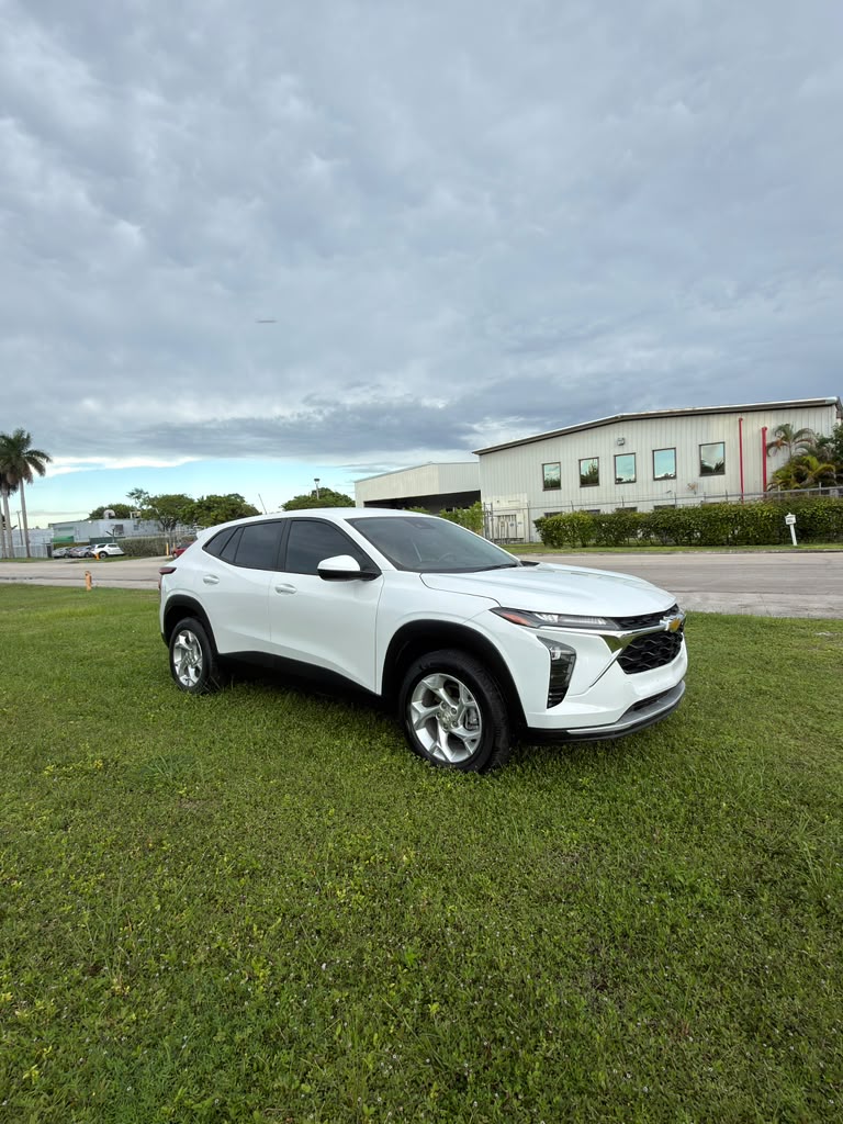 2025 CHEVROLET TRAX FWD LS