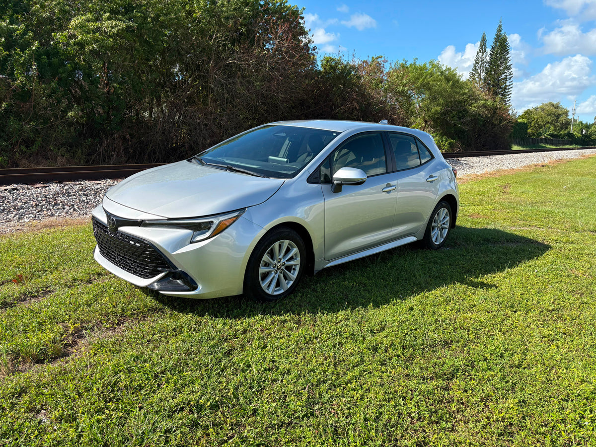 2025 TOYOTA COROLLA SE HATCHBACK