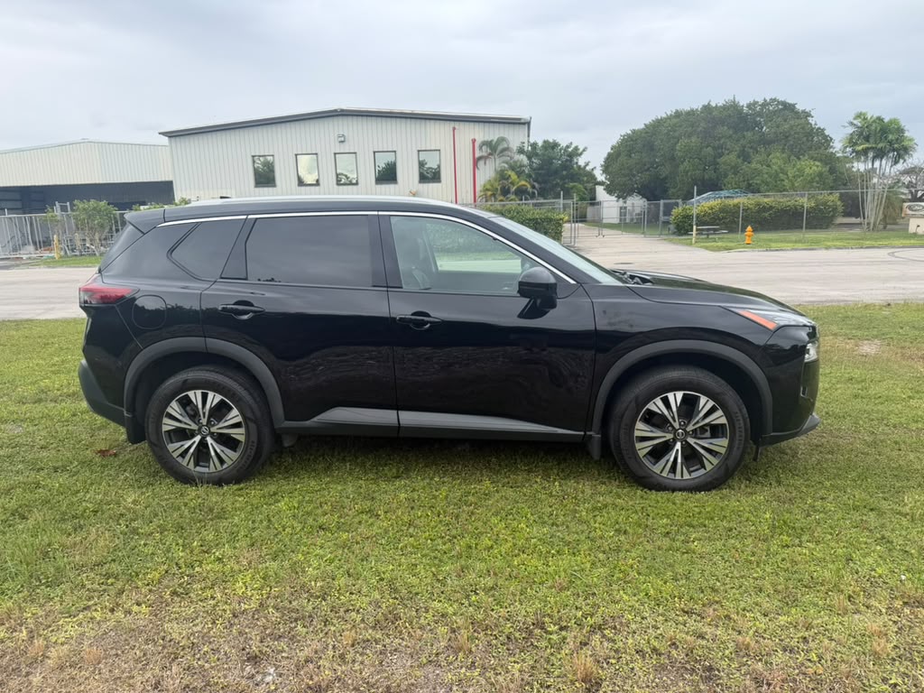 2021 NISSAN ROGUE SV FWD