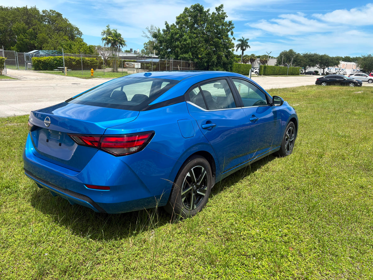 2025 NISSAN SENTRA SV